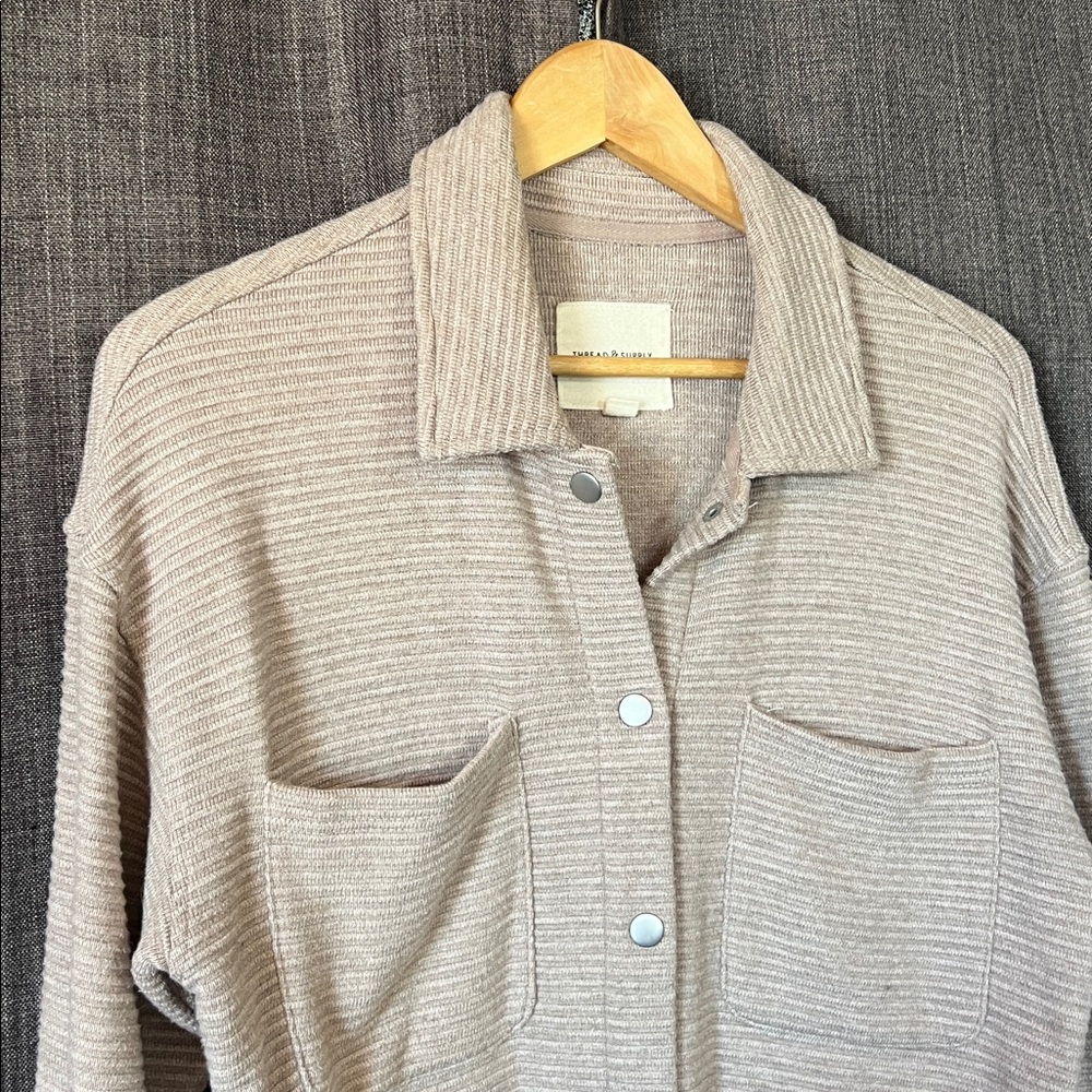 Thread & Supply Gray Beige Ribbed Button Down Coz… - image 2